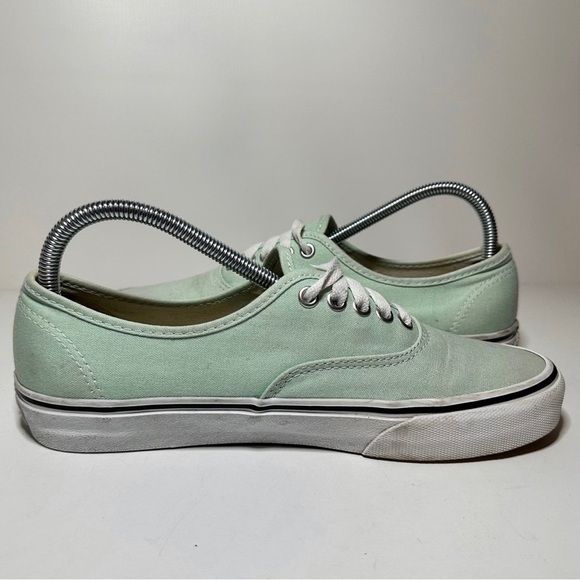 Vans off the wall low top skate shoes lace up womens size 9.5 - Picture 4 of 9